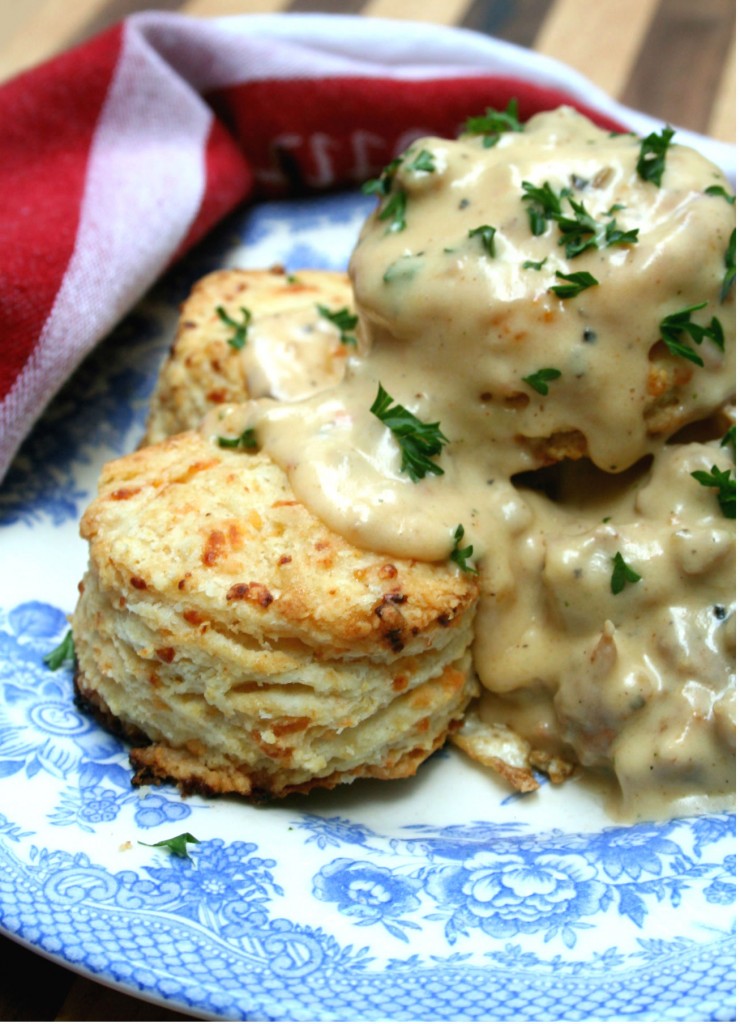 Homemade Cheddar Biscuits with Spicy Sausage Gravy